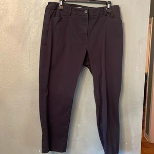 Women’s Size 14W Talbots 98% cotton button front black ankle length pants